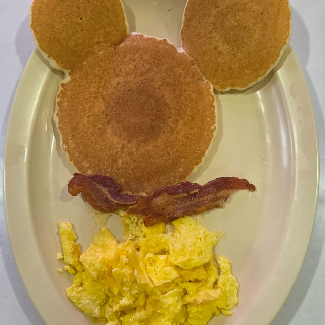 Pancakes Mickey.